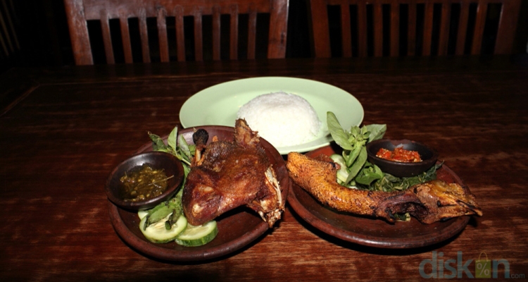 Rahasia Rasa Bebek Goreng Legendaris di Jantung Cilacap